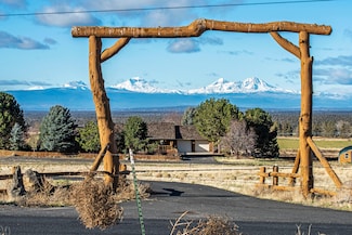 12503 SW Shumway Rd, Powell Butte, OR 97753