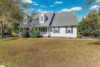 201 Kincade Dr, Simpsonville, SC 29681