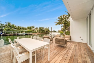 1011 W 48th St Unit 8, Miami Beach, FL 33140