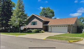 408 Center Ave N, Ashley, ND 58413