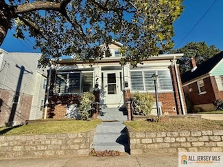 76 Andrew St, Hamilton Township, NJ 08610