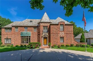 5630 Mission Dr, Mission Hills, KS 66208