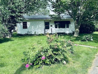 155 S Jackson St, Sabina, OH 45169