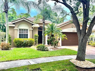 4920 Swans Ln, Coconut Creek, FL 33073