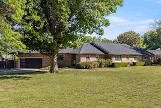1501 Pioneer Rd, Ponca City, OK 74604