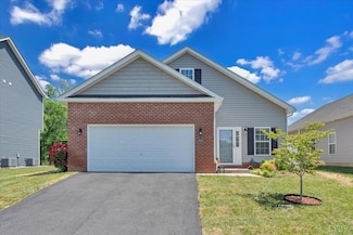 8355 Leighburn Dr, Roanoke, VA 24019