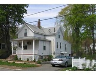 85 Baxter St, Melrose, MA 02176
