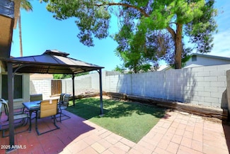 2416 W Caribbean Ln Unit 2, Phoenix, AZ 85023