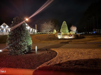 3327 Oak Leaf Dr, Rocky Mount, NC 27804