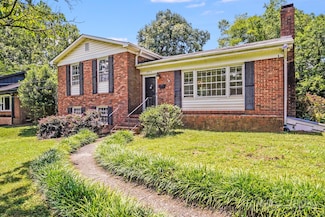 5816 Brookhaven Rd, Charlotte, NC 28210