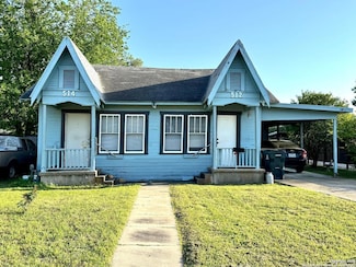 512 E Travis St, Luling, TX 78648