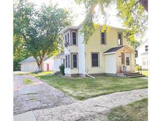 222 11th St, Heron Lake, MN 56137