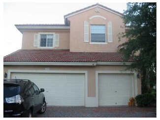 7392 NW 18th Ct, Hollywood, FL 33024