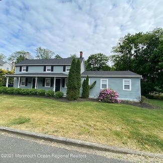 372 Lake Ave, Oakhurst, NJ 07755