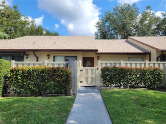 1025 Green Pine Blvd Unit B, West Palm Beach, FL 33409