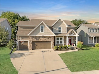 2224 NE 112th St, Kansas City, MO 64155