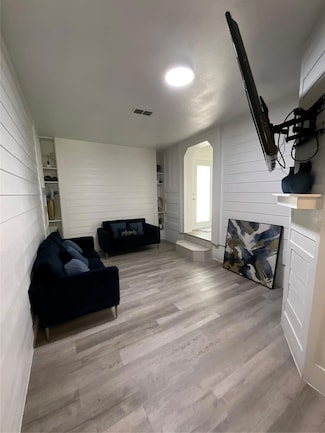 14902 Nuttall Dr, Austin, TX 78724