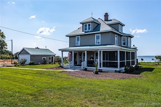 159 Fleeton Point Cir, Reedville, VA 22539