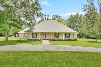 37112 Harper Ln, Slidell, LA 70452