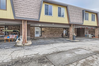 23 Cour Leroux, Palos Hills, IL 60465