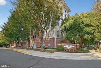 9490 Virginia Center Blvd Unit 127, Vienna, VA 22181