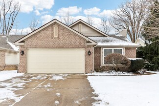 9519 Summer Ridge Place, Indianapolis, IN 46260