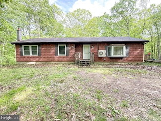 751 Hudson Dr, Weatherly, PA 18255