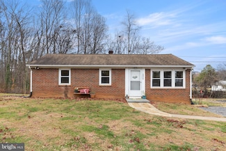 18318 Fox Mountain Ln, Culpeper, VA 22701