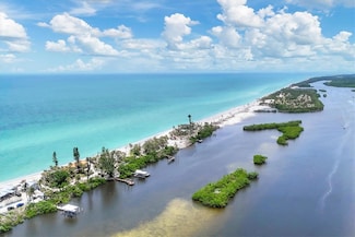 804 N Manasota Key Rd, Englewood, FL 34223