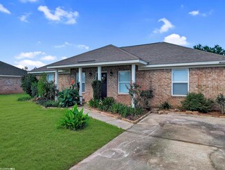 14336 Lexington Dr, Summerdale, AL 36580