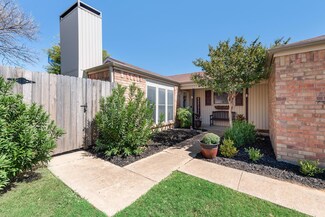 2224 Jamestown Ln, Carrollton, TX 75006