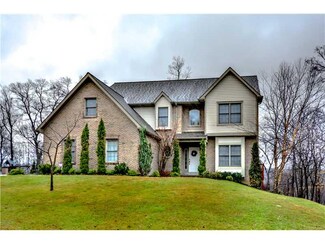 1504 Laurel Ridge Dr, Crescent, PA 15046