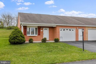 313 Winding Oak Dr, Hagerstown, MD 21740