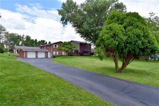 462 Fairlane Blvd, New Galilee, PA 16141