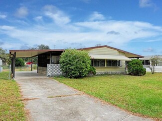 5107 75th St N, Saint Petersburg, FL 33709