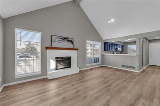 5407 NW 84th Ct, Kansas City, MO 64154