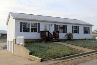 340 7th St, Mineral Point, WI 53565