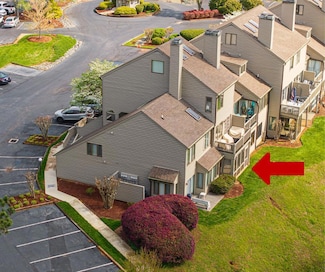 10 the Moorings, Clarksville, VA 23927
