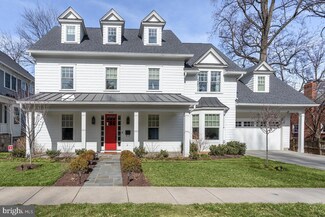 4621 Chestnut St, Bethesda, MD 20814