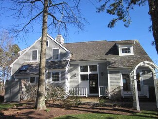 6 Pattes Way, Mashpee, MA 02649