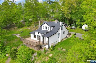 677 Warwick Turnpike, Hewitt, NJ 07421