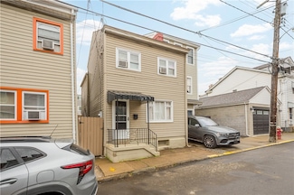 159 S 16th St, Pittsburgh, PA 15203