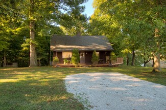 9745 Patoka Village Rd, Birdseye, IN 47513