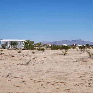 68543045 Victoria Cir, Tacna, AZ 85356