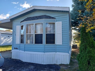 1619 David Place, Traverse City, MI 49686