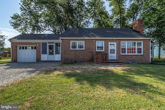 52 Lake Rd, Lottsburg, VA 22511