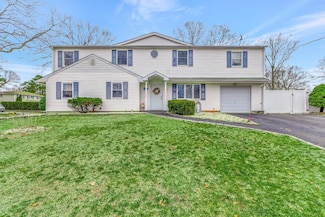 185 N Bicycle Path, Selden, NY 11784