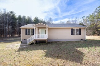 403 Sugarfork Rd, Cumberland, VA 23040