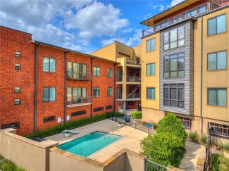 401 E Boyd St Unit 200, Norman, OK 73069