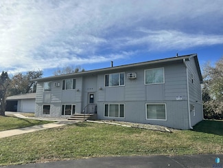 3709 S Cathy Ave, Sioux Falls, SD 57106